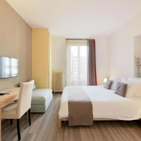 Hotel Du Marche