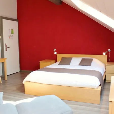 Du Marché Hotel 2*