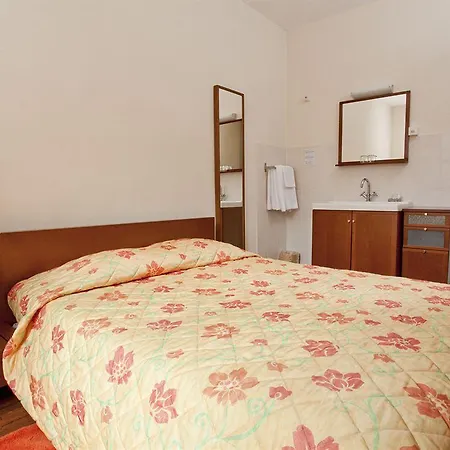 Hotel Du Marche Lausanne