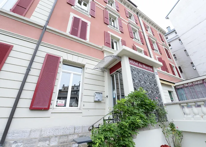 Du Marche Готель